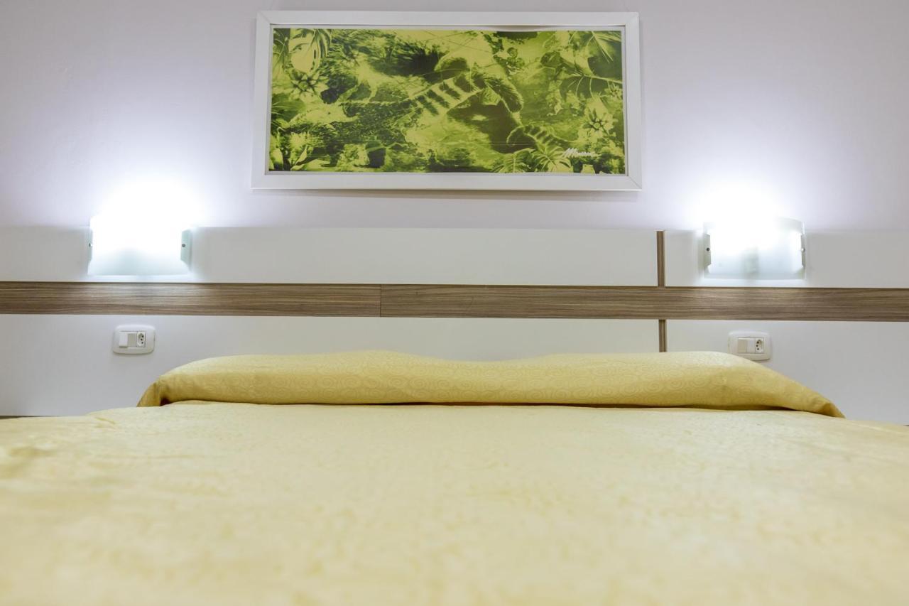 Hotel Trevita Foz ฟอสดูอีกวาซู ภายนอก รูปภาพ